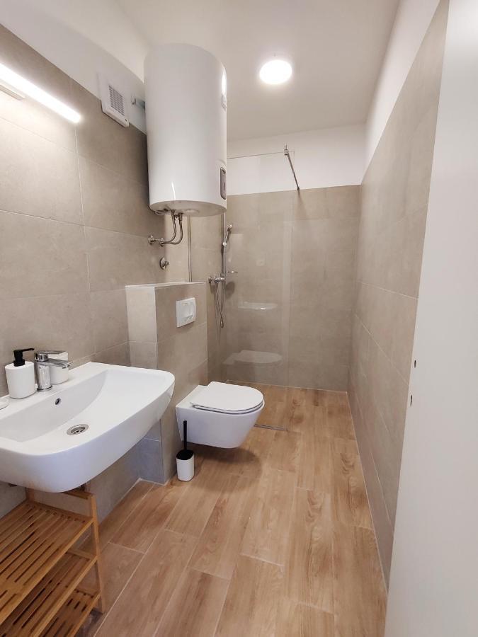 Brand New Apt W Balcony & Perfect Seaview At Center ฮวาร์ ภายนอก รูปภาพ